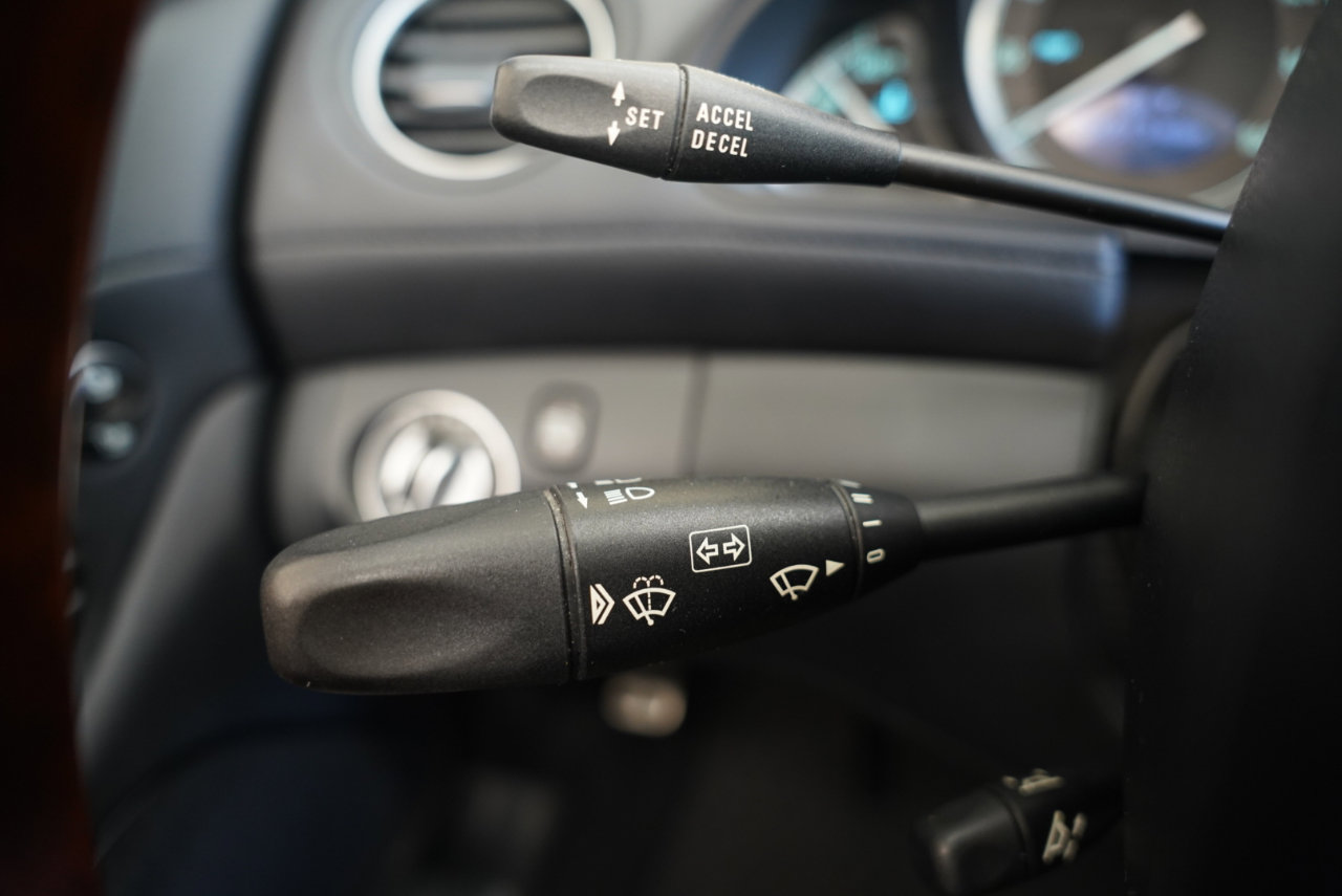 Used 2007 Mercedes-Benz SL 550 image 16