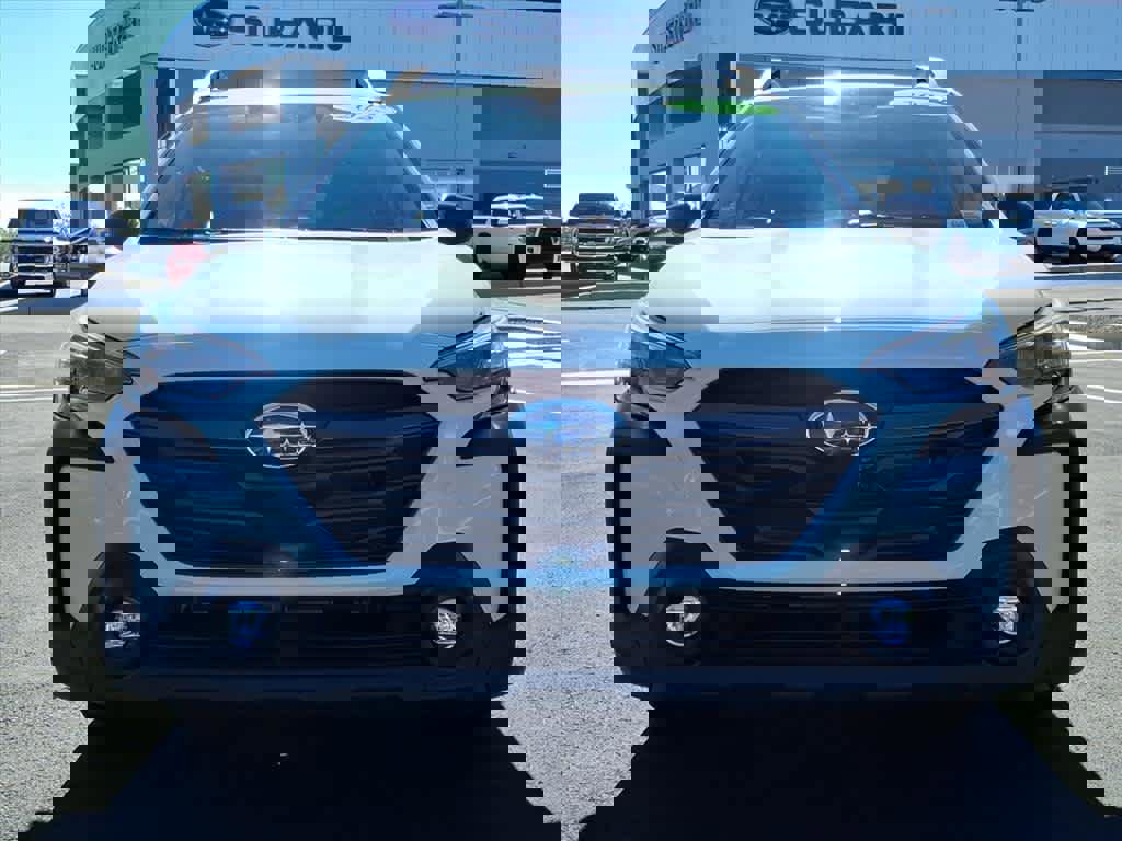 Certified 2025 Subaru Outback w/ Popular Package #1A image 2