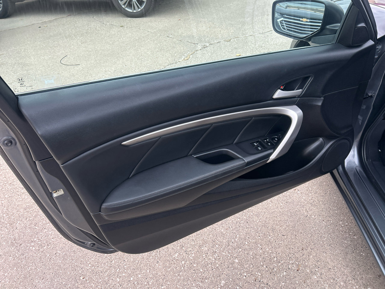 Used 2009 Honda Accord EX-L image 9