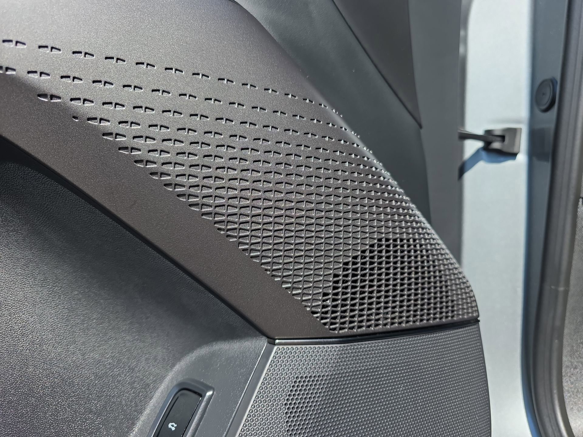 Used 2024 Cadillac Lyriq Sport image 47