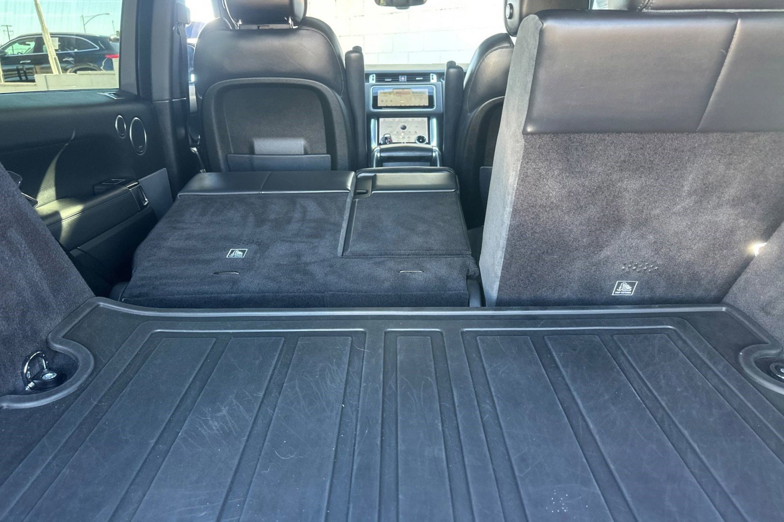 Used 2021 Land Rover Range Rover Sport HSE image 33