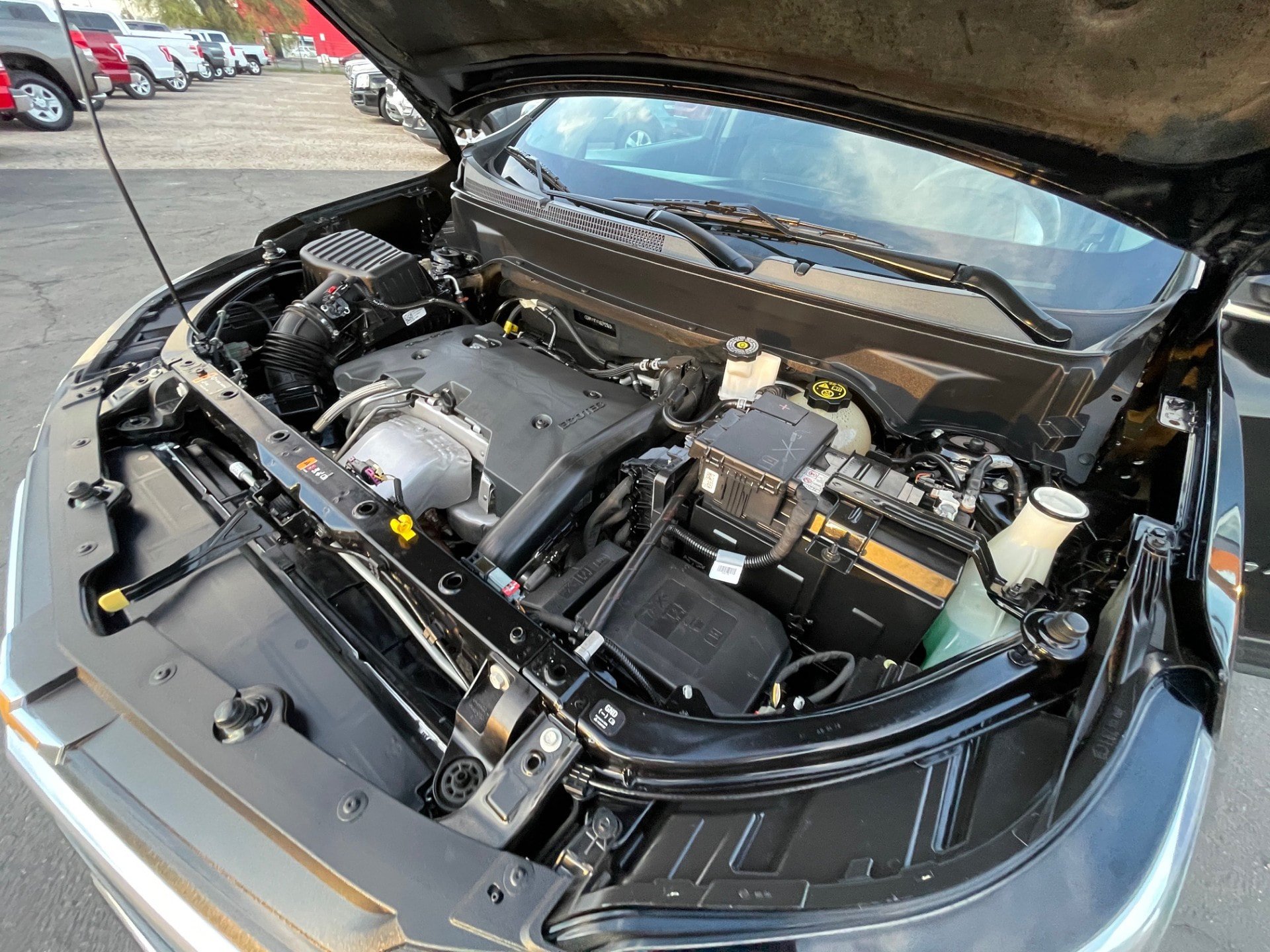 Used 2018 Chevrolet Equinox LT FWD image 29