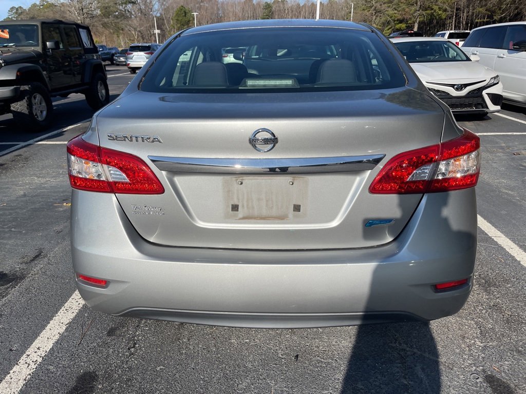 Used 2014 Nissan Sentra S image 6