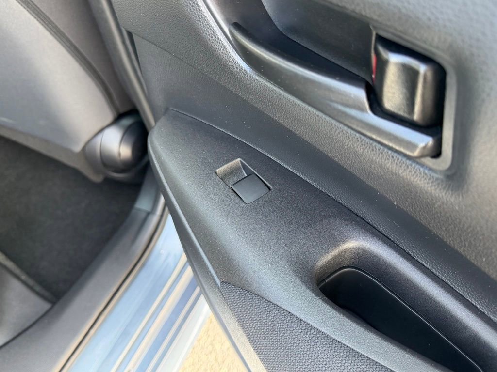 Used 2024 Toyota Corolla LE image 21