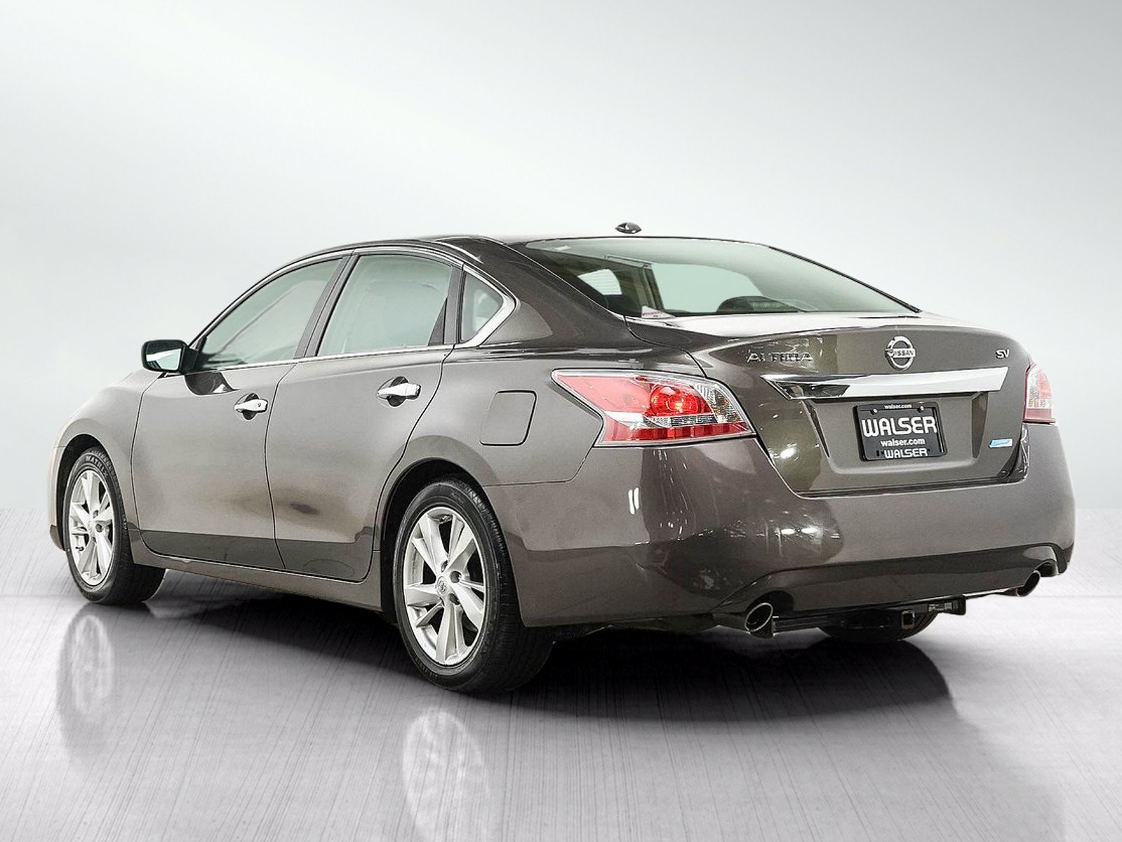 Used 2013 Nissan Altima 2.5 SV FWD image 3