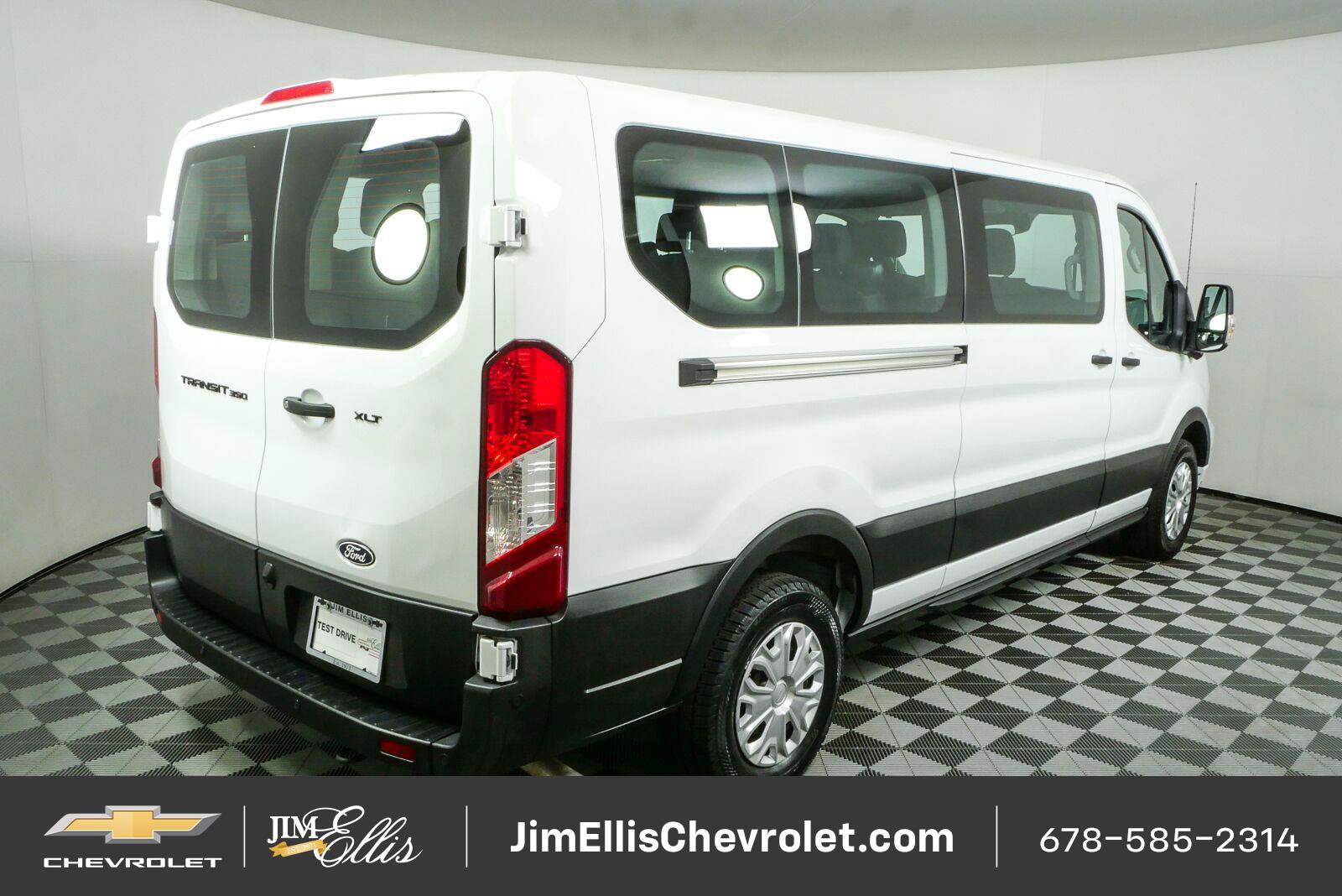 Used 2026 Ford Transit 350 XLT RWD image 3