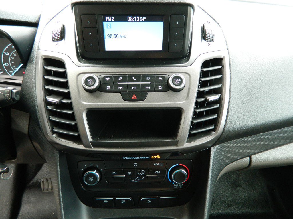 Used 2022 Ford Transit Connect XL image 16