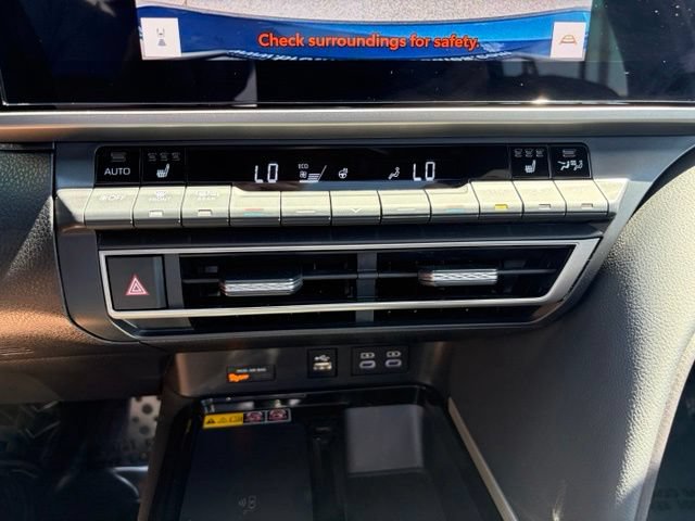 Used 2025 Toyota Camry XSE FWD image 24