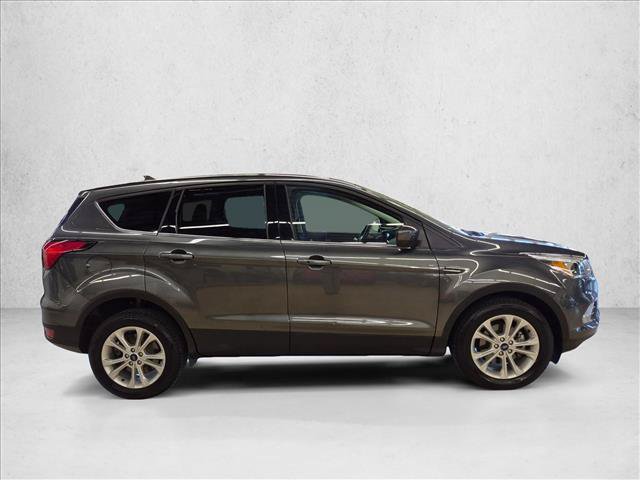 Certified 2019 Ford Escape SE FWD image 4