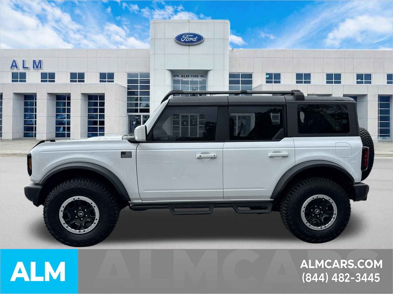 Used 2024 Ford Bronco Outer Banks w/ Sasquatch Package image 9