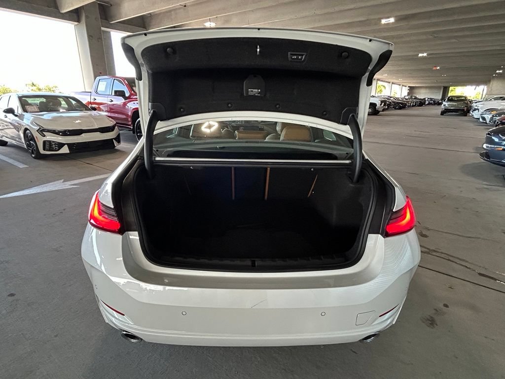 Used 2026 BMW 330i Sedan RWD image 48