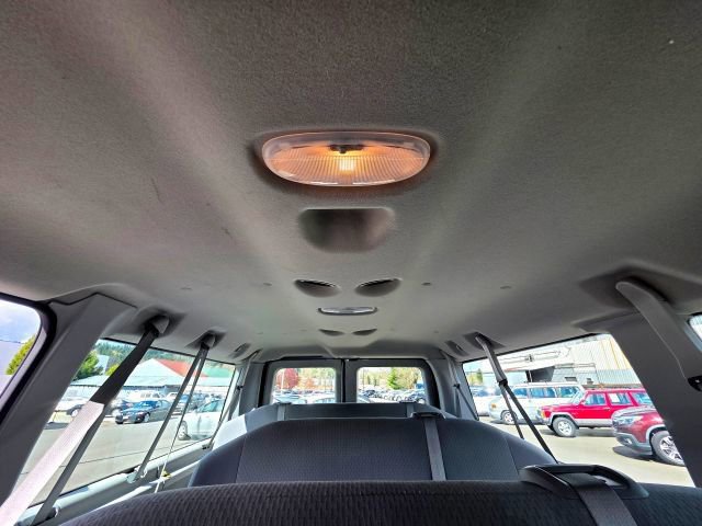 Used 2011 Ford E-350 and Econoline 350 XLT image 24