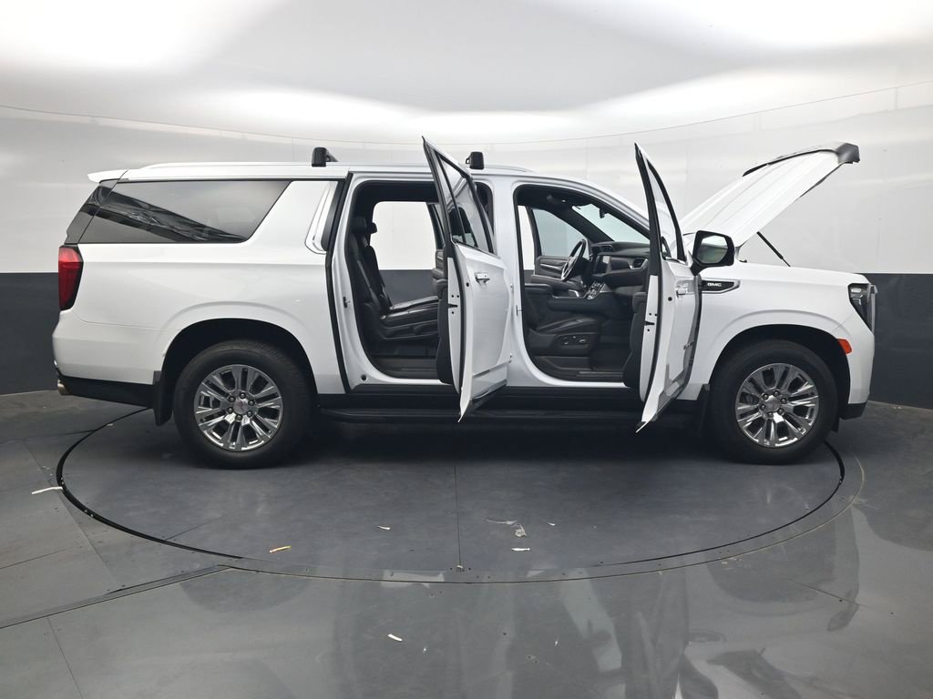 Used 2021 GMC Yukon XL Denali AWD/4WD image 47