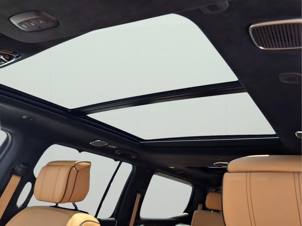 New 2026 Jeep Grand Wagoneer Summit AWD/4WD image 12