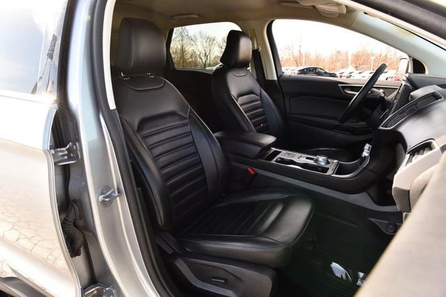 Used 2024 Ford Edge SEL image 20