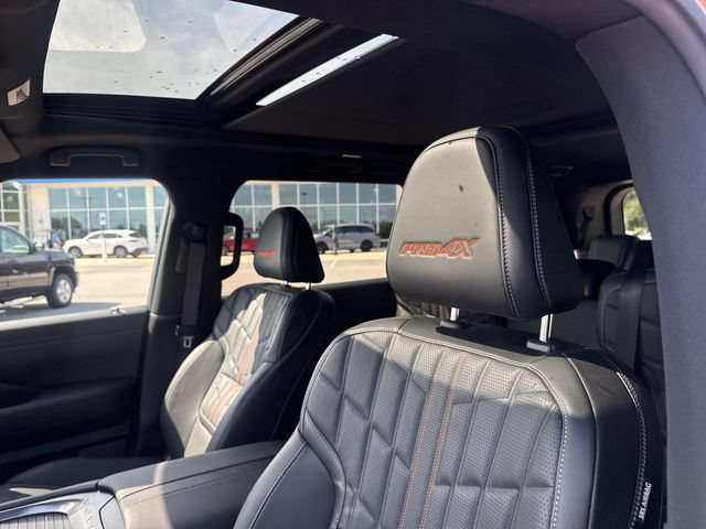 Used 2025 Nissan Armada PRO-4X w/ Pro-4X Premium Package AWD/4WD image 11