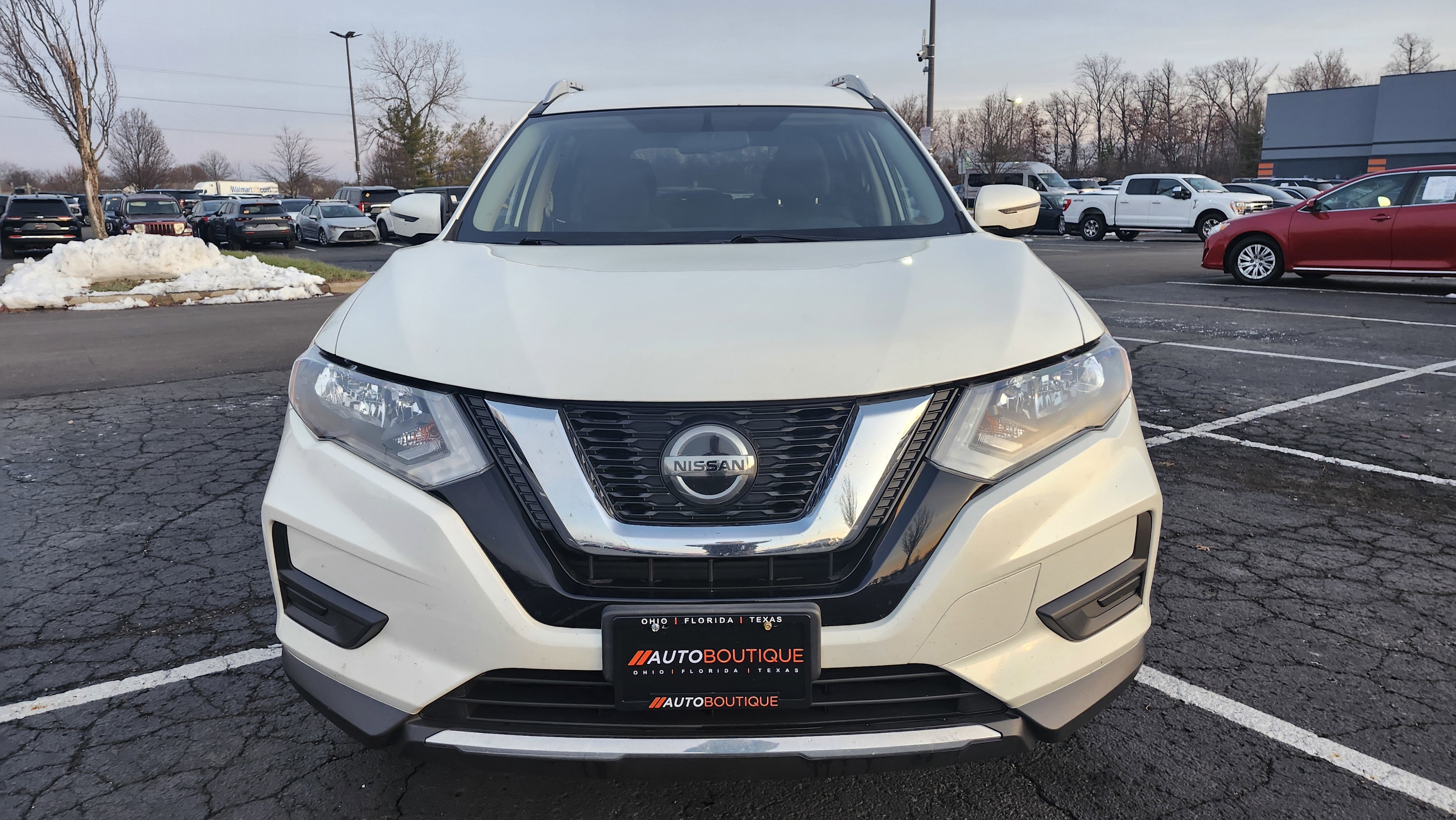Used 2018 Nissan Rogue SV image 12