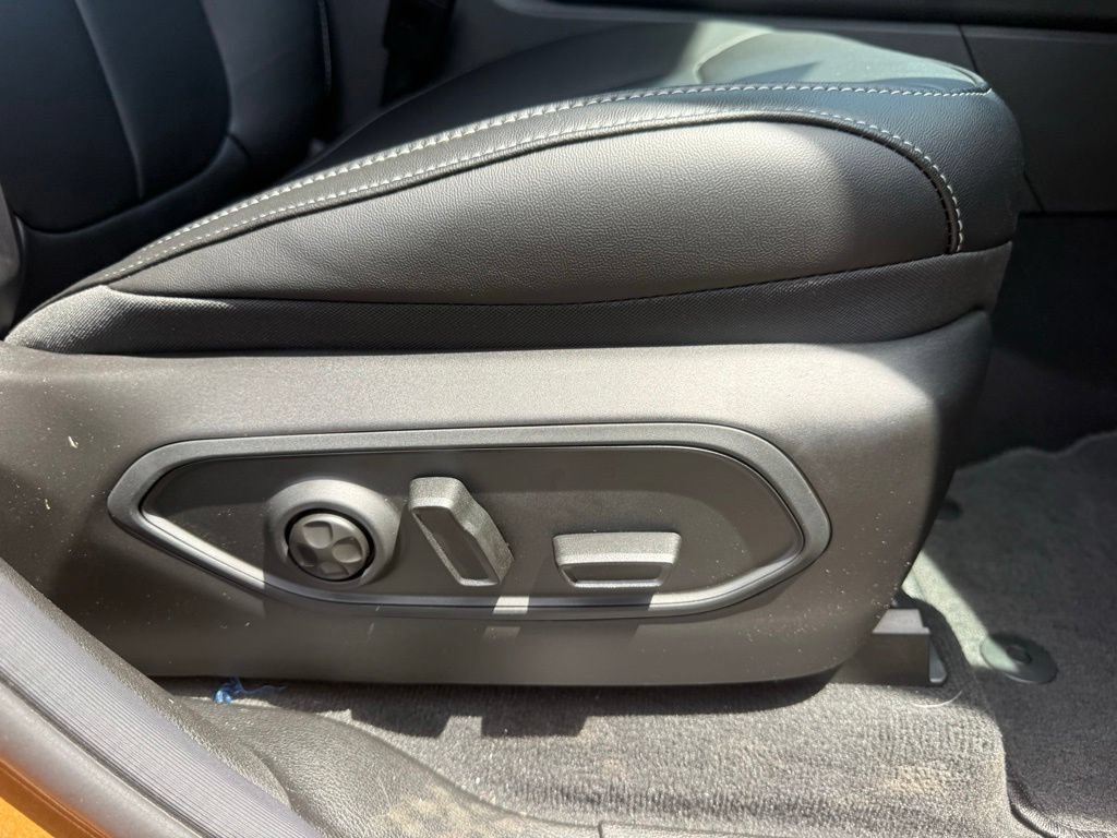 New 2026 Jeep Grand Cherokee L Limited AWD/4WD image 61