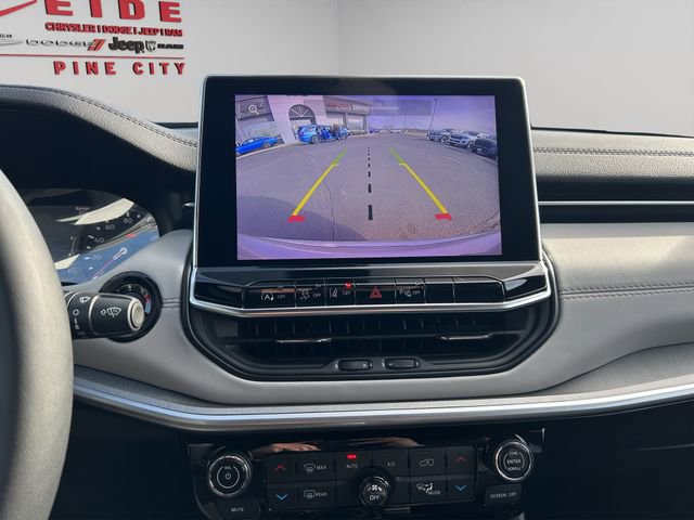 Used 2025 Jeep Compass Limited AWD/4WD image 20