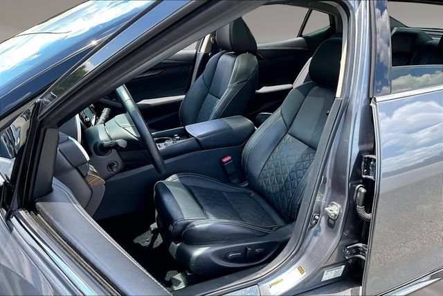 Used 2018 Nissan Maxima Platinum FWD image 20