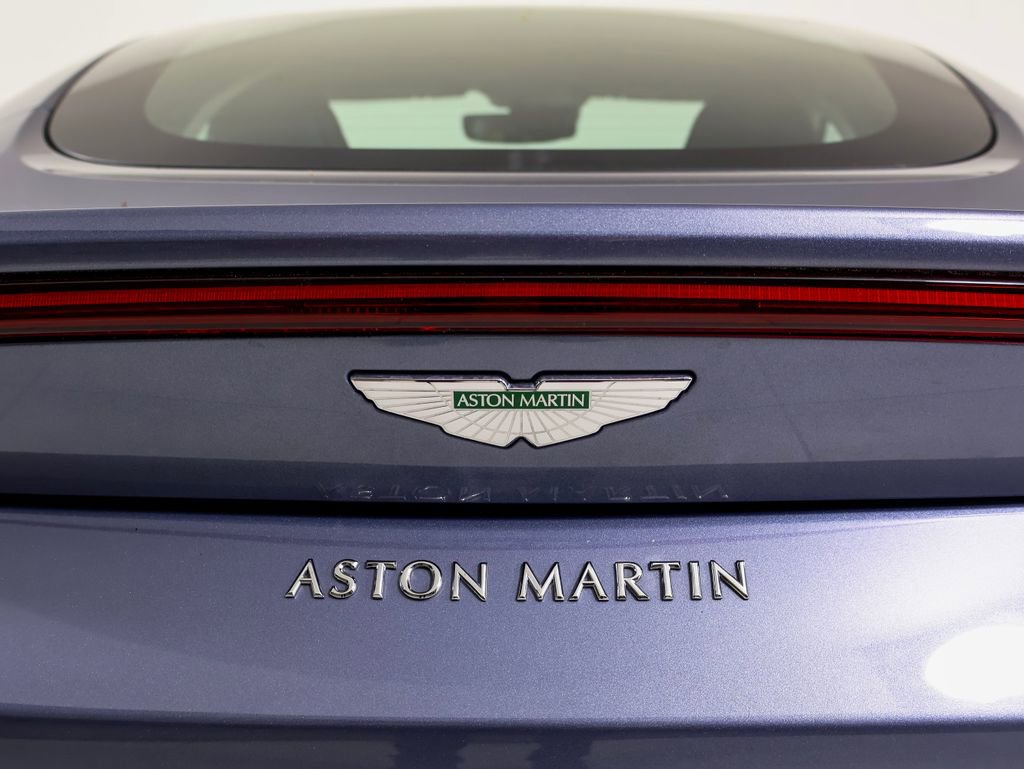 Used 2020 Aston Martin V8 Vantage Coupe RWD image 12
