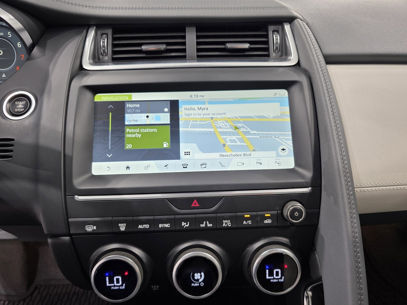Used 2020 Jaguar E-PACE SE image 16