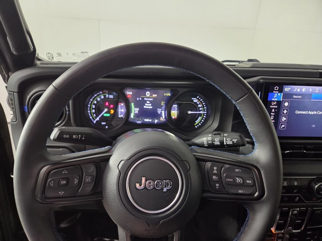 Used 2024 Jeep Wrangler Unlimited Rubicon 4xe AWD/4WD image 17