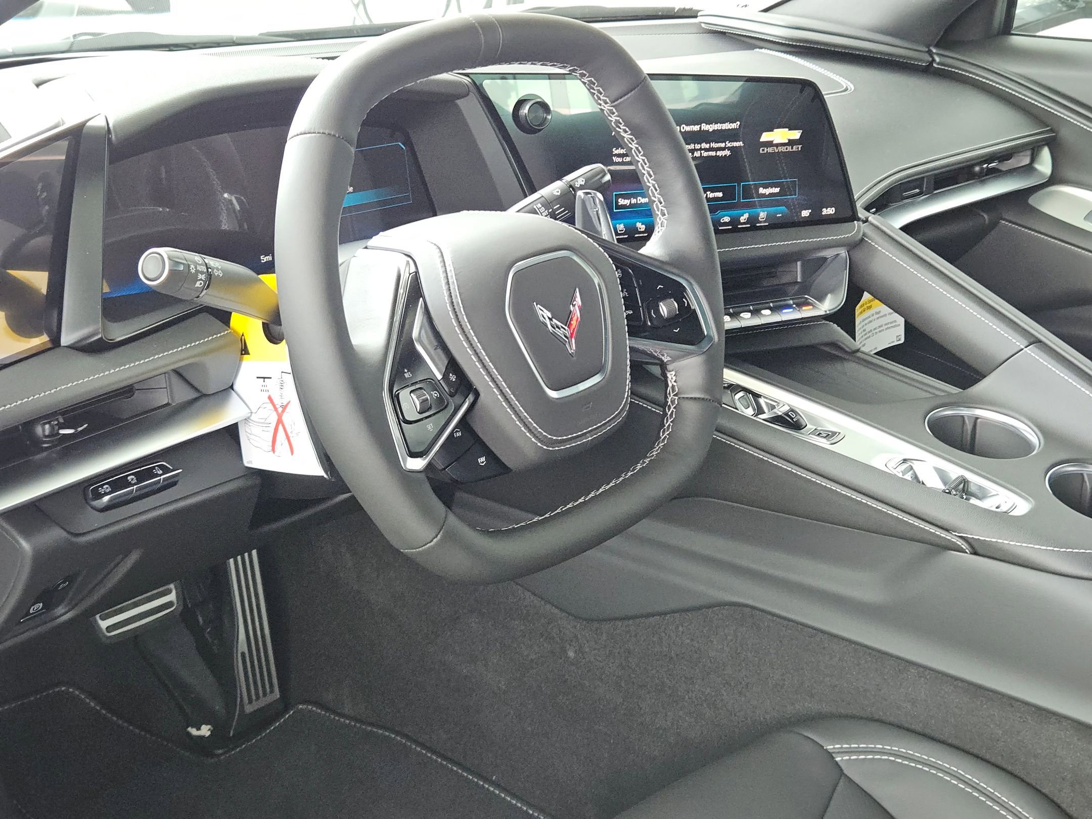 New 2026 Chevrolet Corvette Stingray Preferred Cpe w/ 2LT RWD image 8