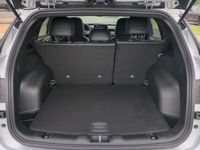 New 2026 Jeep Compass Latitude AWD/4WD image 13