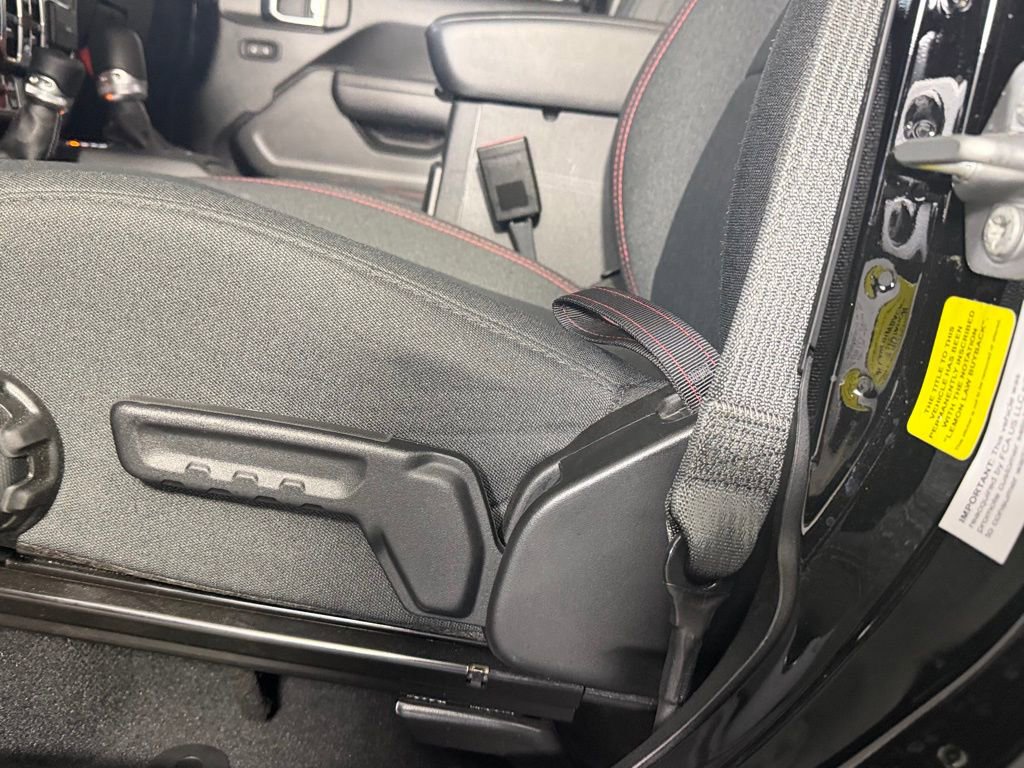 Used 2024 Jeep Wrangler Unlimited Rubicon w/ Capability Package image 24