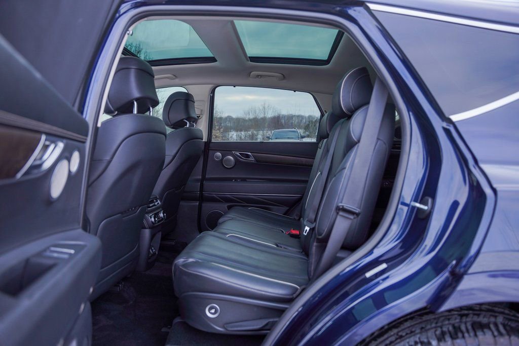 Used 2022 Genesis GV80 3.5T Advanced + w/ Cargo Package image 45