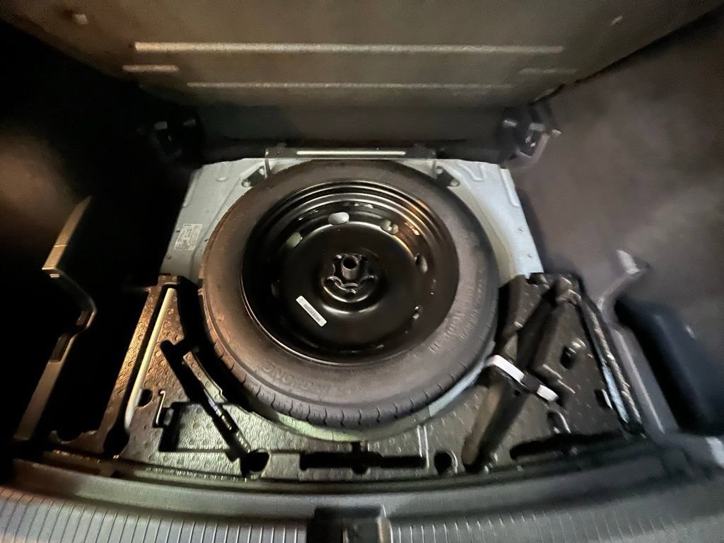 Certified 2021 Volkswagen Tiguan SE AWD/4WD image 31