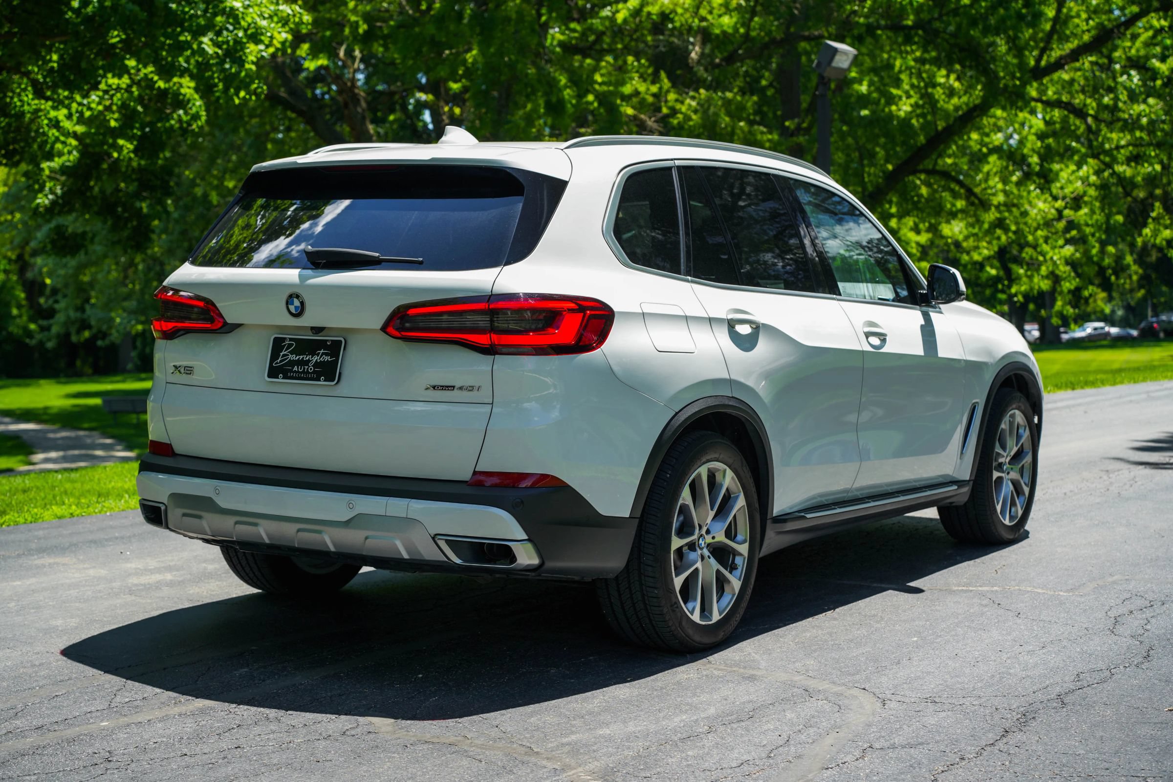 Used 2019 BMW X5 xDrive40i w/ Convenience Package AWD/4WD image 5