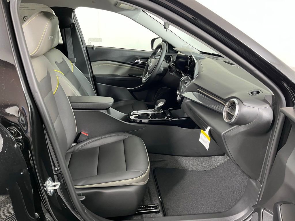 New 2026 Chevrolet Trax ACTIV w/ Driver Confidence Package FWD image 8