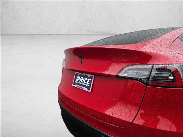 Used 2021 Tesla Model Y Long Range image 12