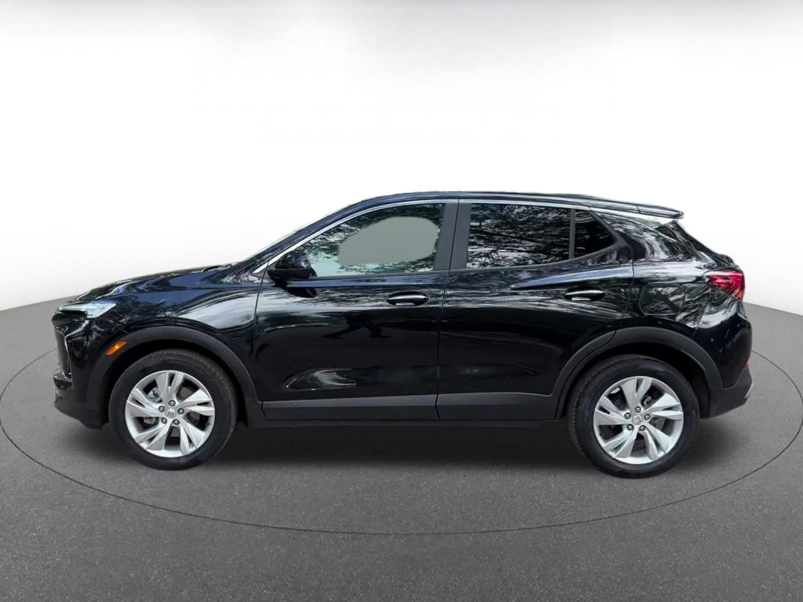 Used 2025 Buick Encore GX Preferred FWD image 9