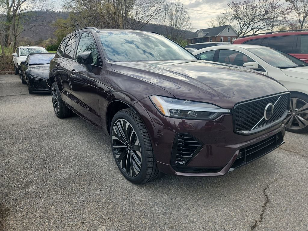 New 2026 Volvo XC60 T8 Ultra w/ Protection Package Premier