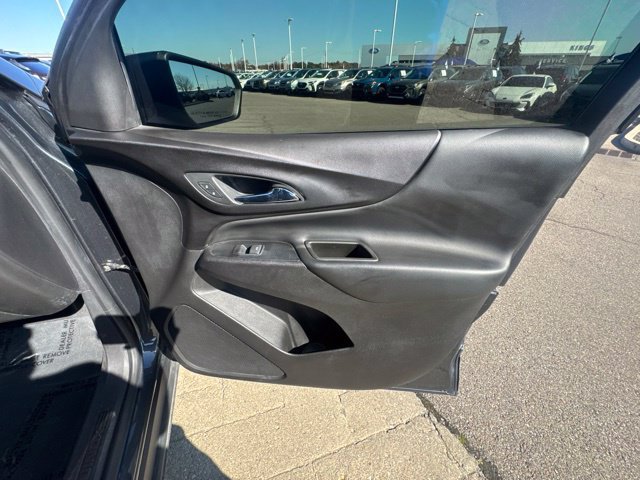 Used 2020 Chevrolet Equinox LT FWD image 16