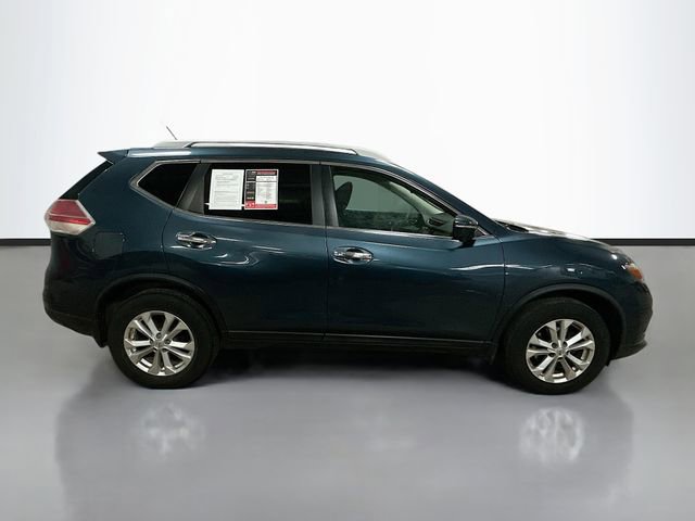Used 2015 Nissan Rogue SV w/ SV Premium Package image 5