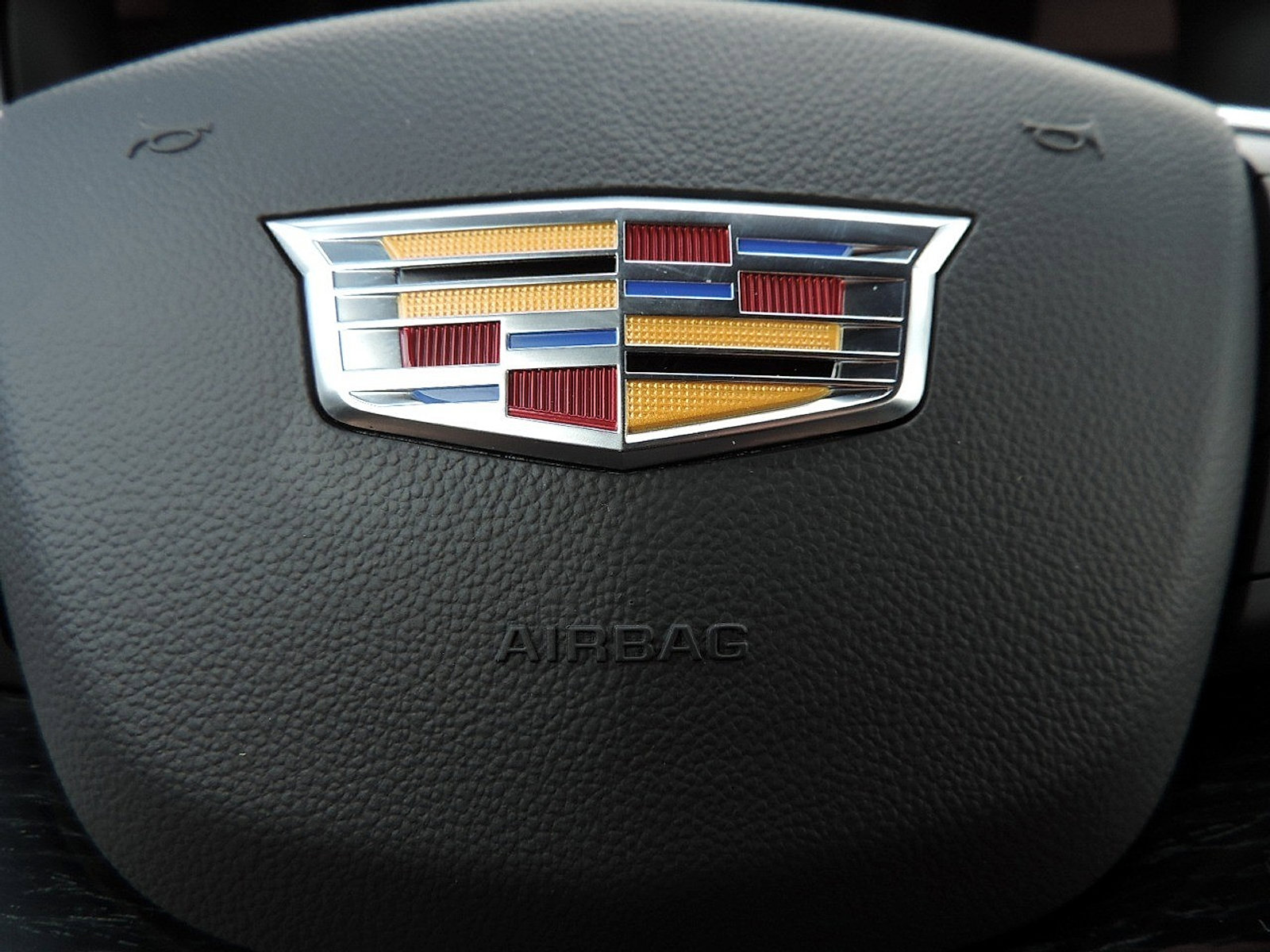 Used 2025 Cadillac XT5 Premium Luxury FWD image 8