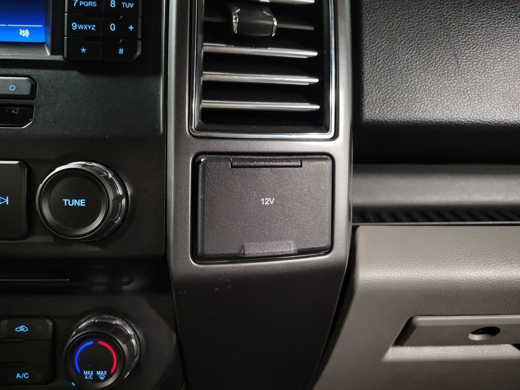 Used 2017 Ford F150 XLT RWD image 18