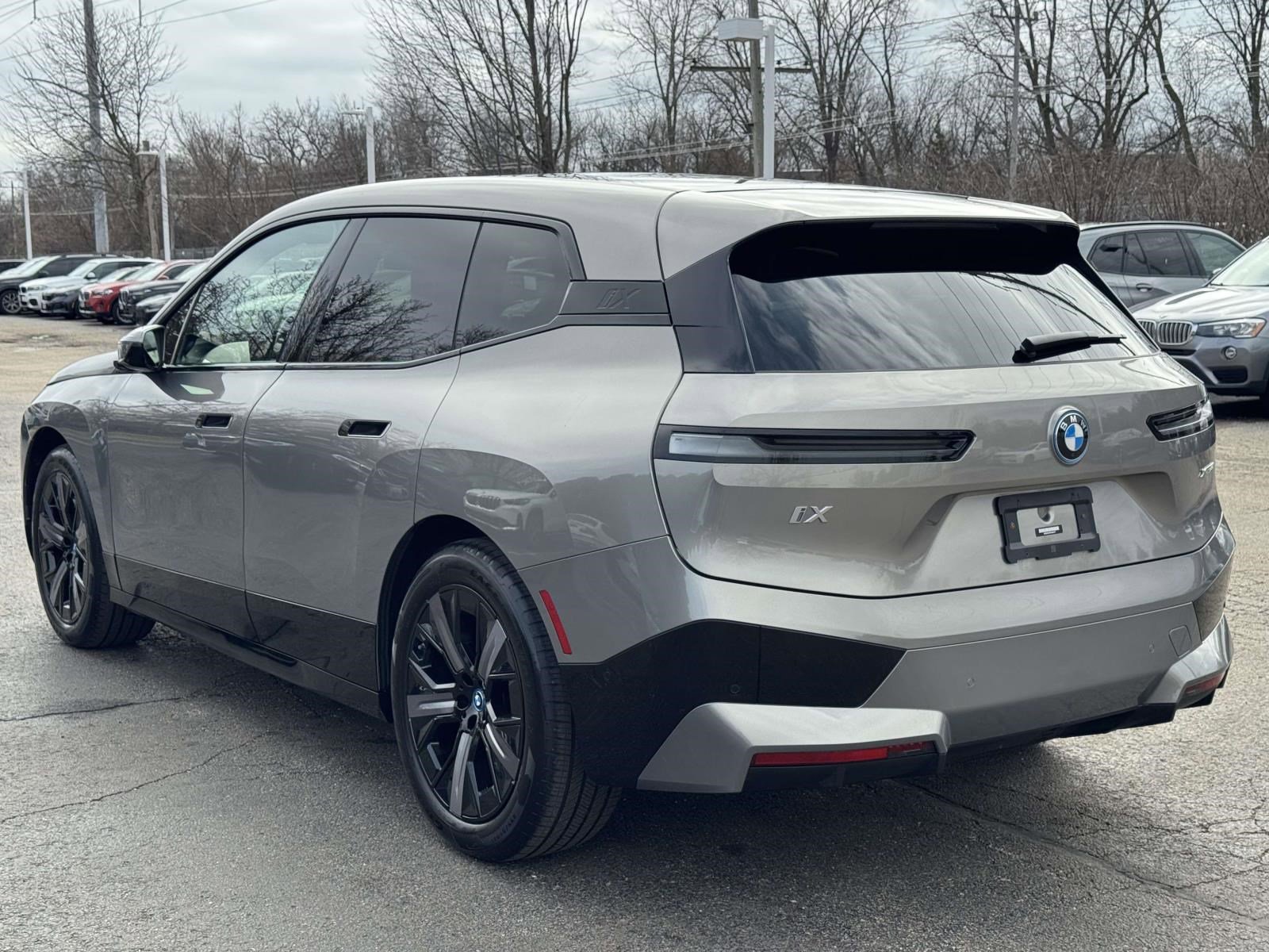 Certified 2023 BMW iX xDrive50 w/ Premium Package image 7