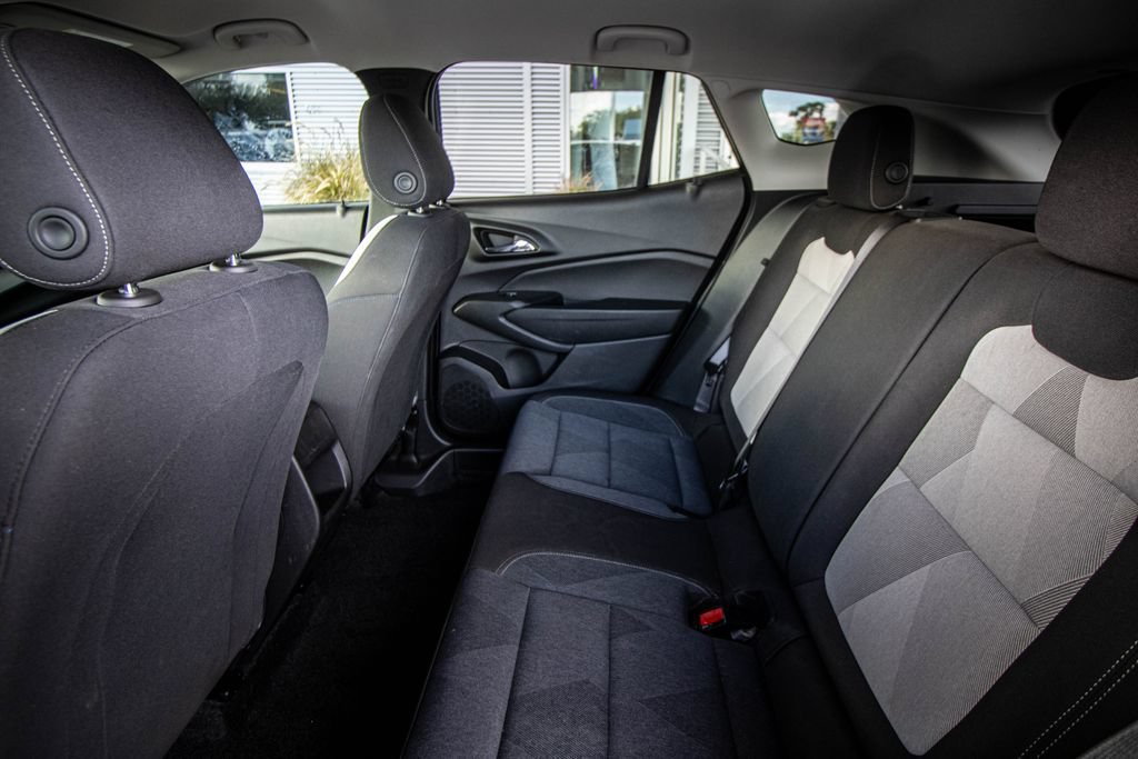 Used 2024 Chevrolet Trax LS FWD image 23