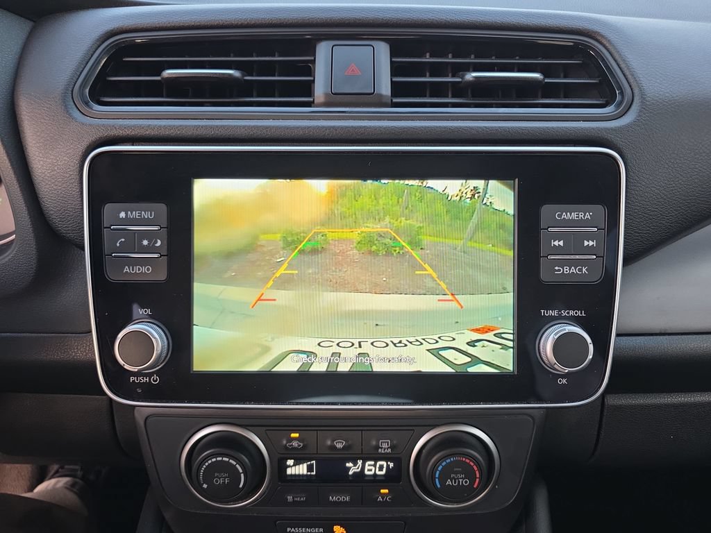 Used 2025 Nissan Leaf S FWD image 9