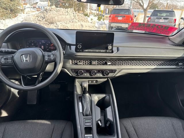 Certified 2023 Honda Accord EX image 22