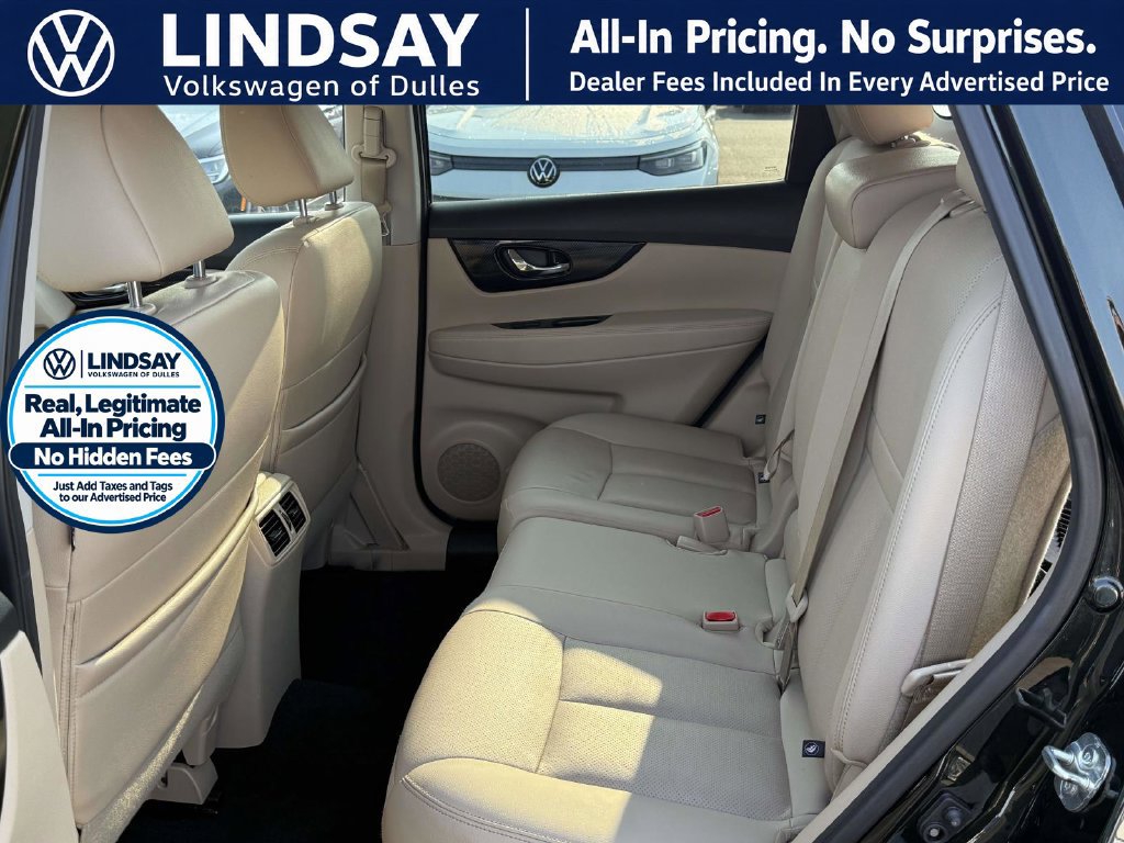 Used 2020 Nissan Rogue SL AWD/4WD image 14