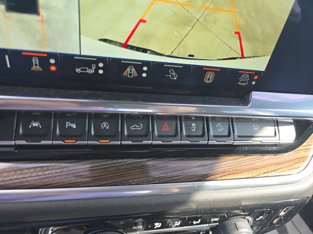 Used 2025 Chevrolet Silverado 1500 LT image 28