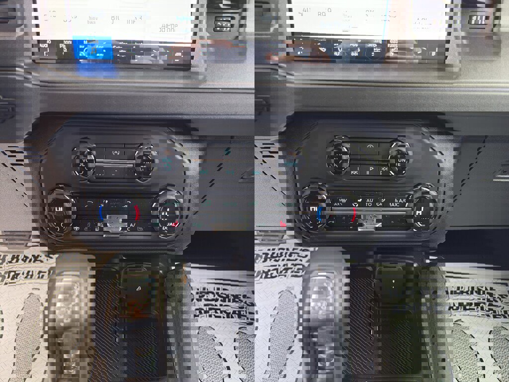 New 2025 Ford Bronco Badlands w/ Sasquatch Package image 16