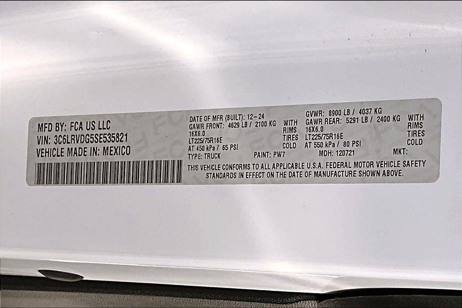 Used 2025 RAM ProMaster 2500 w/ Convenience Group image 34