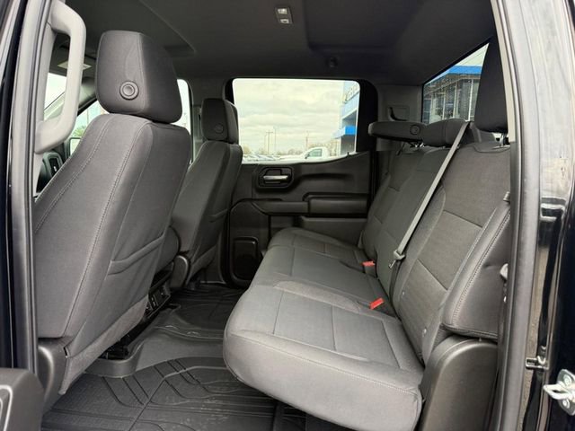 Used 2025 Chevrolet Silverado 1500 Custom image 10